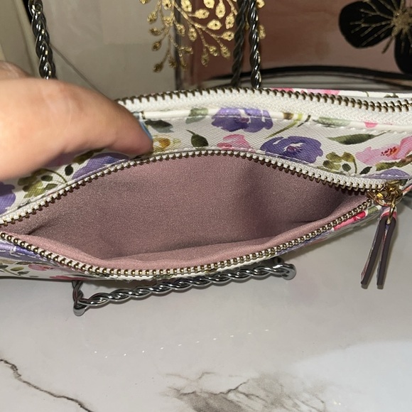 NWOT Nanette Lepore Floral Tech Wristlet - Picture 6 of 14